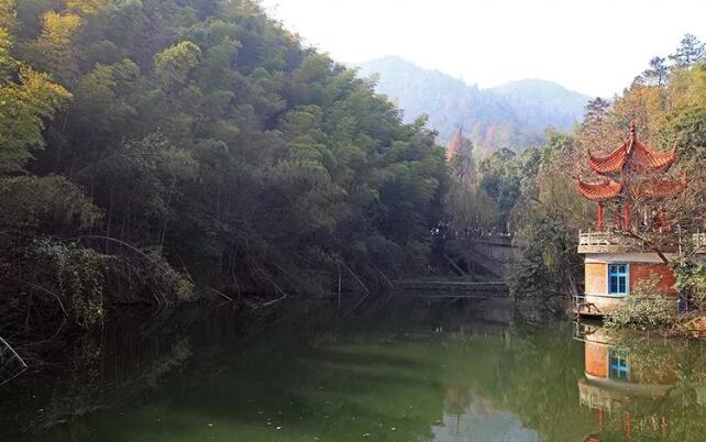 滴水洞风水.jpg